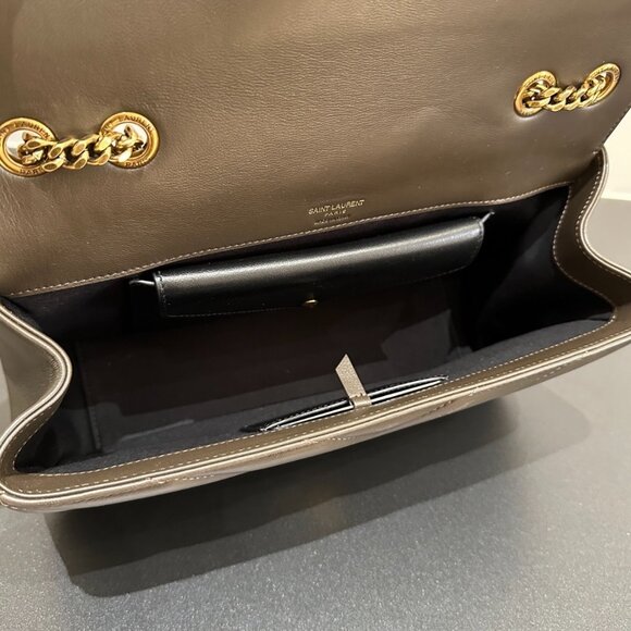 YSL Loulou Medium Chain Bag in quilted leather - Picture 5 of 5